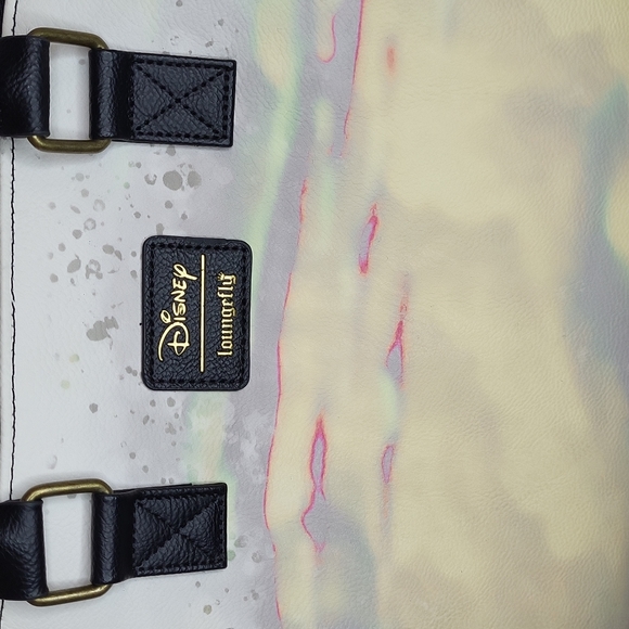 Lion King Loungefly Handbag like new only collected long strap still wrapped up - Picture 9 of 16